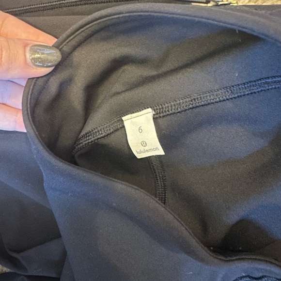 Lululemon leggings - Picture 3 of 7